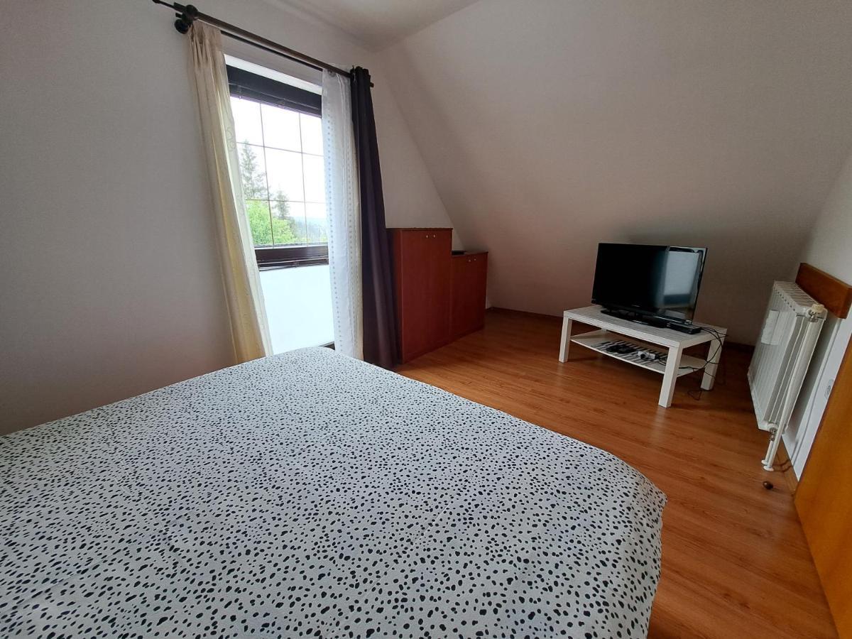 Apartment Erika Fuzine Luaran gambar