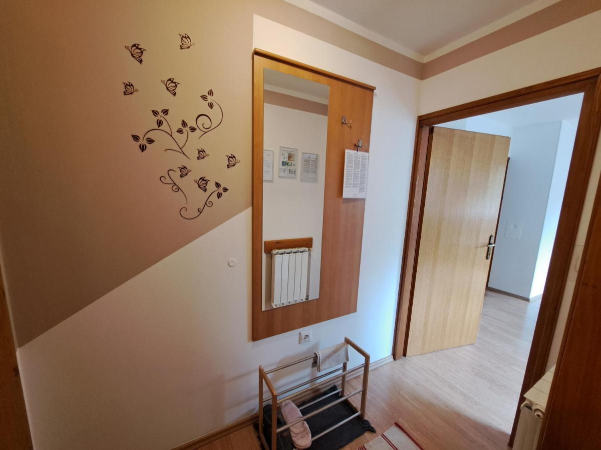 Apartment Erika Fuzine Luaran gambar