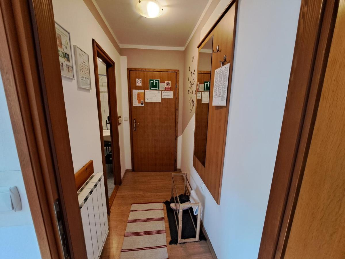 Apartment Erika Fuzine Luaran gambar