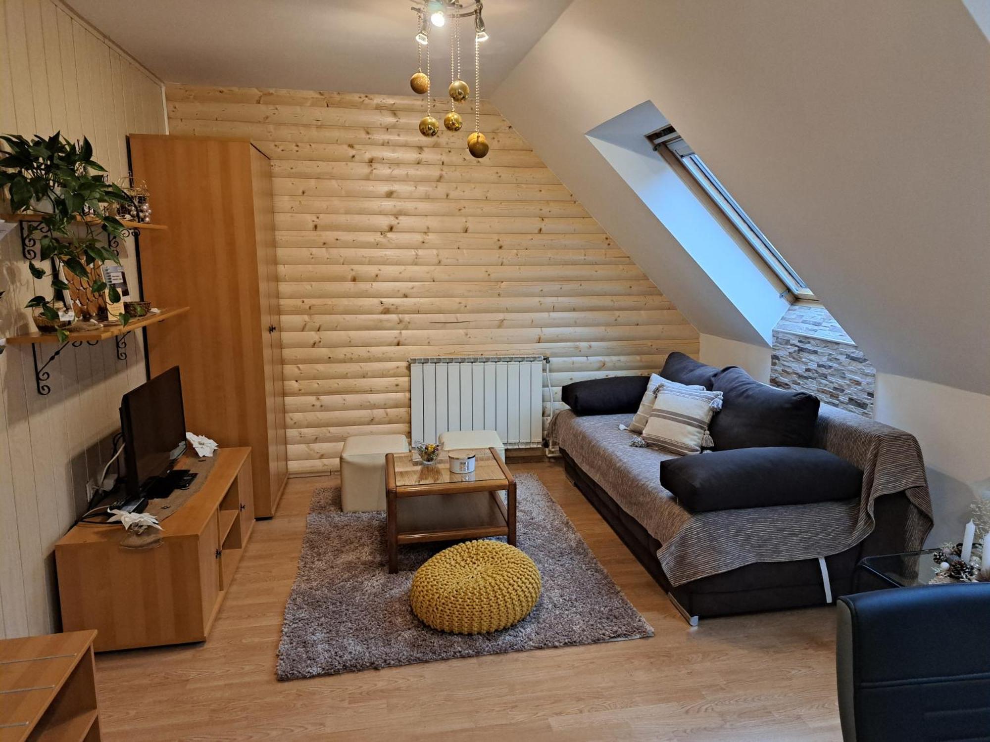 Apartment Erika Fuzine Luaran gambar